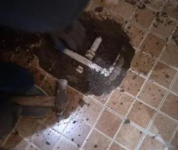 恩施卫生间漏水维修公司为您分享下卫生间渗水如何处理及注意事项